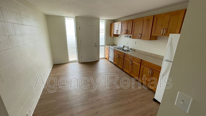 1st image of 510 Captain Cook Ave APT 202