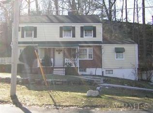 27 Greenvale Cir, White Plains, NY 10607