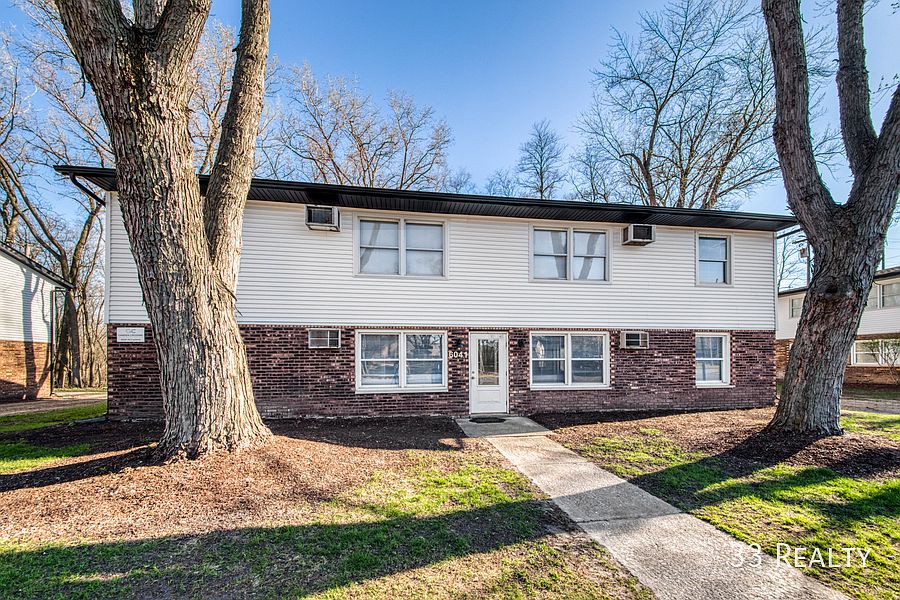 1st image of 2400 Dixie Dr #B
