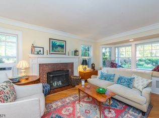 112 Briarcliff Rd, Mountain Lakes, NJ 07046