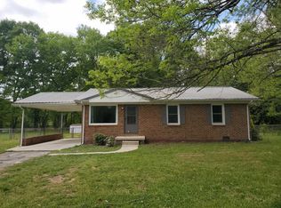 6911 Love Ln, Hixson, TN 37343