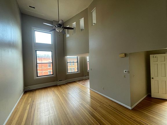 4th image of 401 Division St S #7