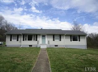 818 Perdue St, Martinsville, VA 24112