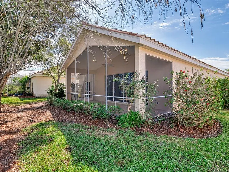 5271 Highbury Cir — Photo 45