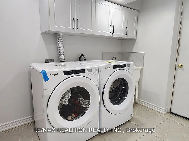 174 Adventure Cres — Photo 8