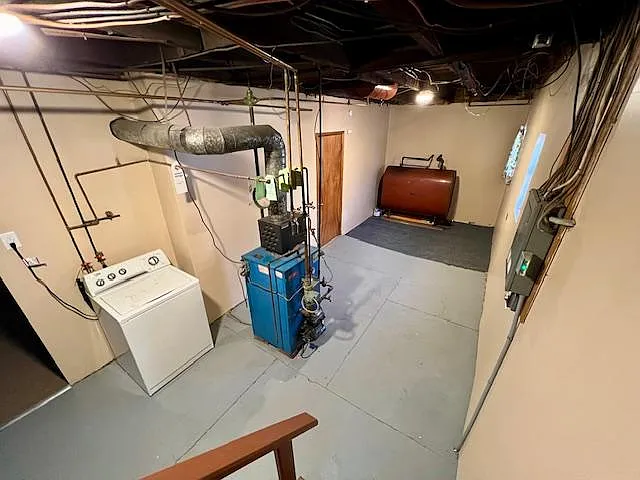 223 Carbon St — Photo 26