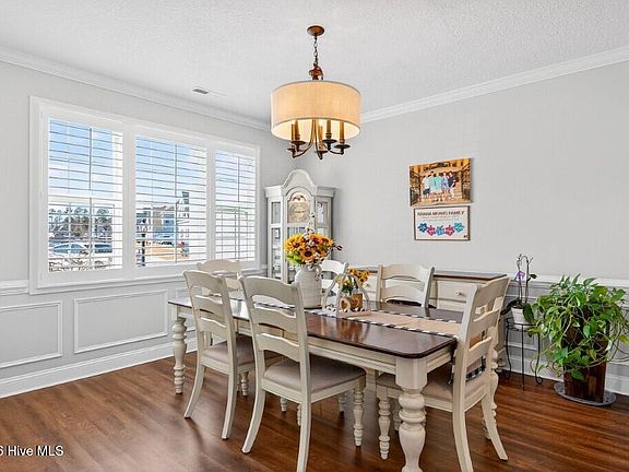 4th image of 1142 Amberjack Court