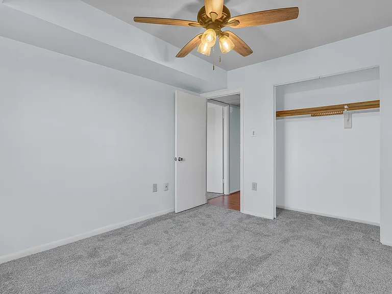 3342 S 28th St #403 — Photo 15