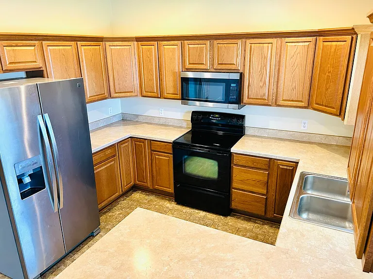 2743 Devin Dr — Photo 8