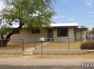 4634 E Sylvane St, Tucson, AZ 85711