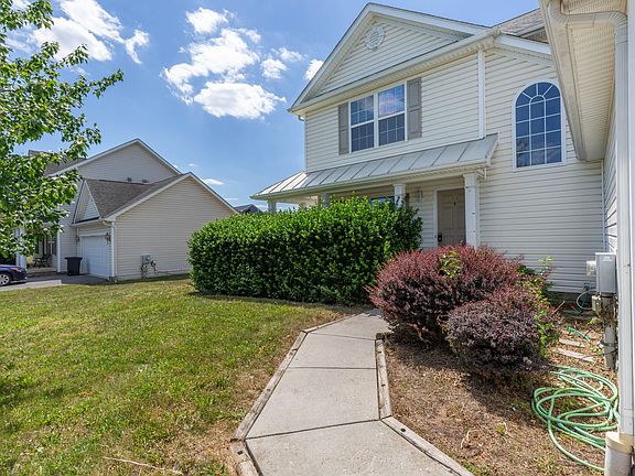 3rd image of 59 Stork Ln