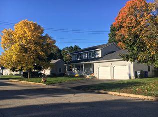 175 Wedgewood Ln, Manchester, NH 03109
