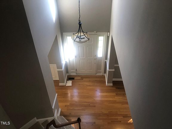 2nd image of 223 Shalimar Dr
