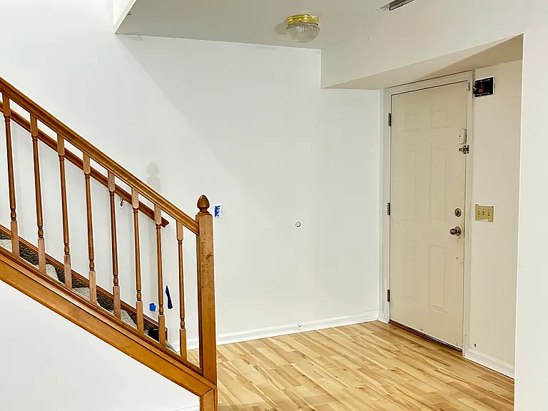8128 Rocky Glen Pl — Photo 2