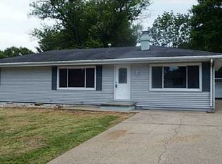 611 Gepke Pkwy, Des Moines, IA 50320