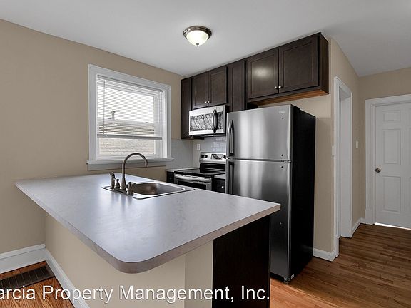 3rd image of 5006 Pernod Ave #1F
