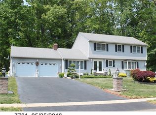 157 Langford Ln, East Hartford, CT 06118