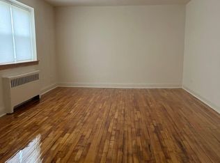 4 Stratford Ave #2B, Staten Island, NY 10301