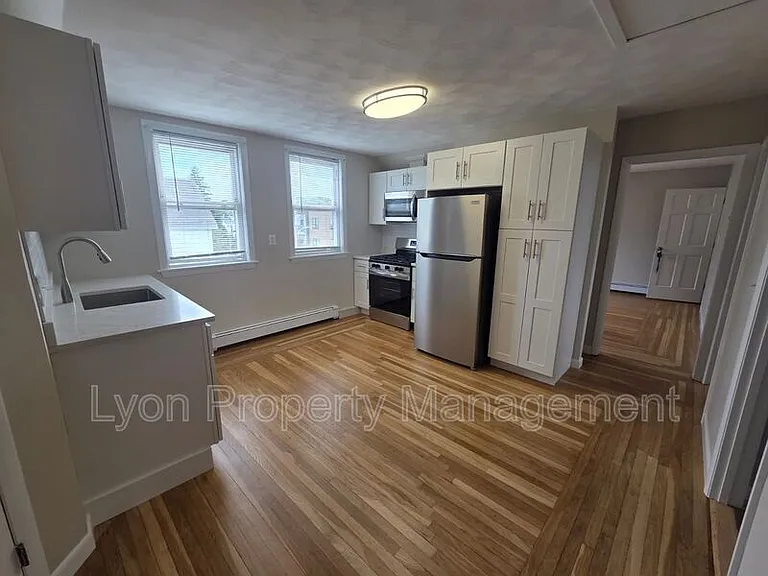 18 Burgess Ave #3 — Photo 6