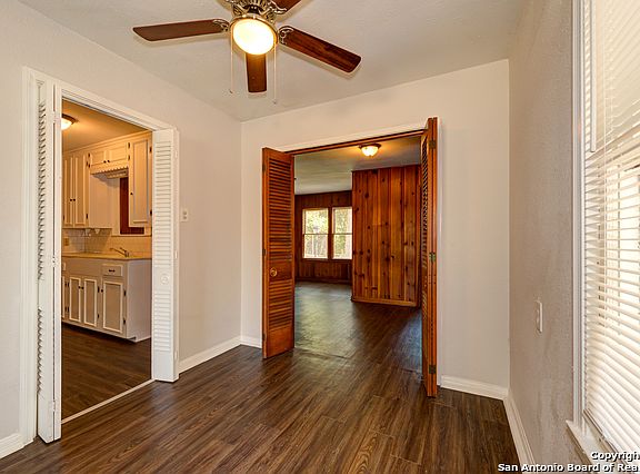 3rd image of 106 Glamis Ave
