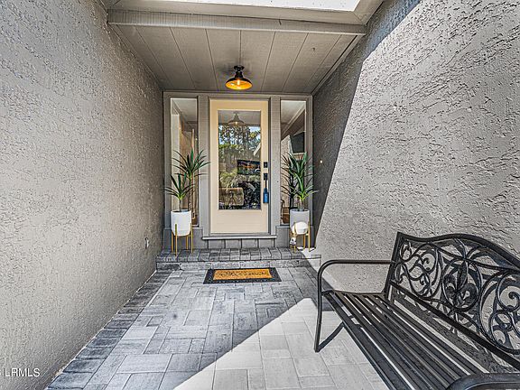 3rd image of 1 Merganser Ct