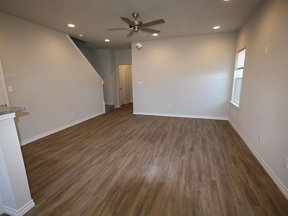 2nd image of 103 Peruna Dr