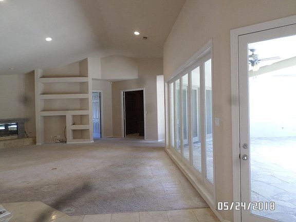 5th image of 190 Deer Park Dr