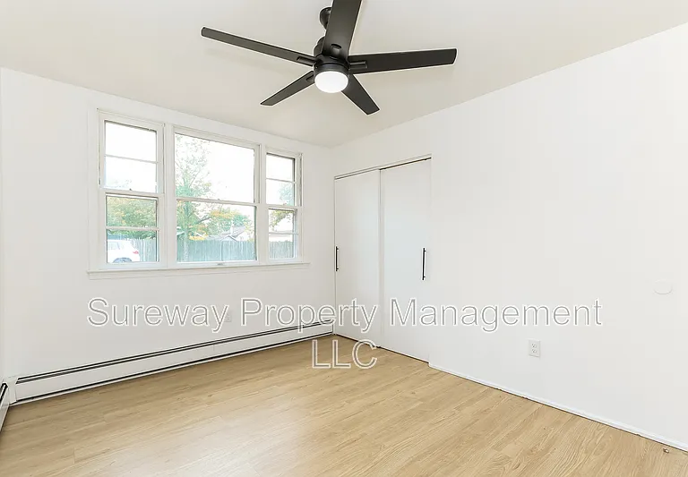 1722 Overbrook Ave #C — Photo 11