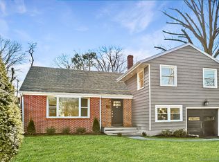 60 Arlington Rd, Stamford, CT 06902