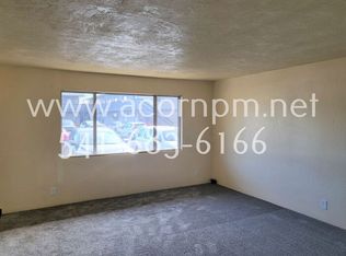 1017 J St #1, Springfield, OR 97477