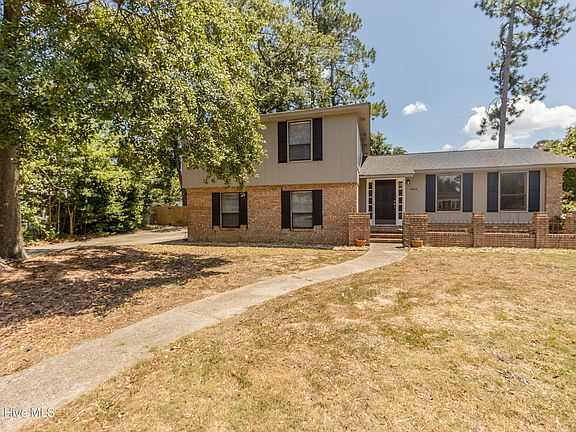 3rd image of 3316 Quaker Spring Court