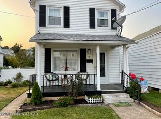 8 Korn St, Kingston, PA 18704