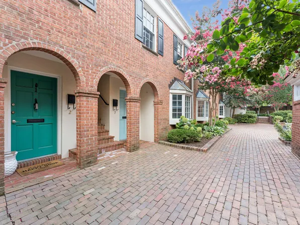 220 N Saint Asaph St #A, Alexandria, VA 22314