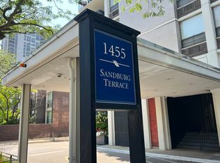 1455 N Sandburg Ter APT 1504B, Chicago, IL 60610
