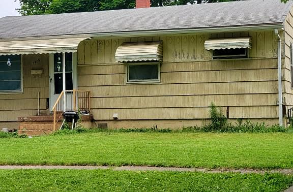 2nd image of 3105 Wyoming Ave