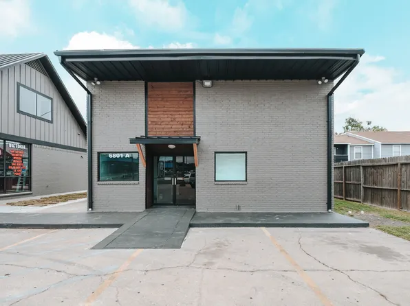 6801 N Navarro Retail Center - A, 6801 N Navarro St, Victoria, TX 77904