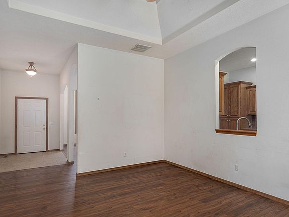 5th image of 5116 S Palisades Avenue