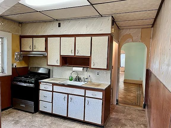 5th image of 1824 Ryder St