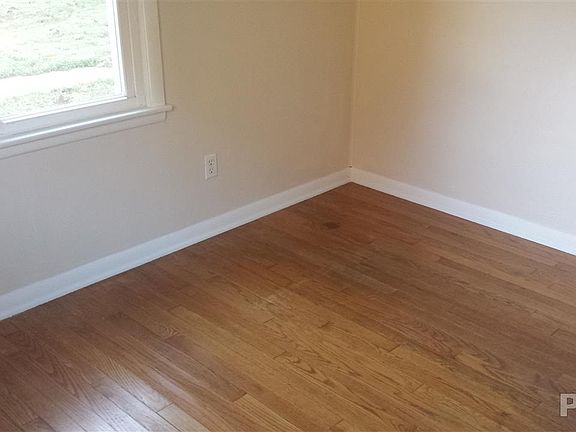 4th image of 4726 N Edgewood Dr