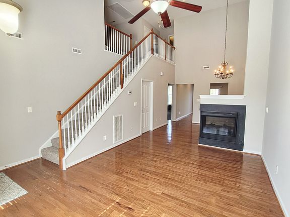 4th image of 1563 Providence Knoll Dr