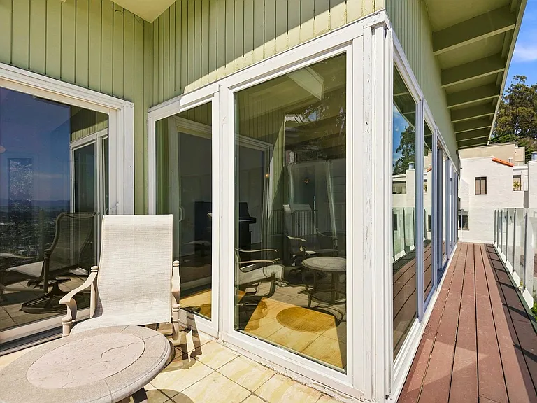 45 Graystone Ter — Photo 21