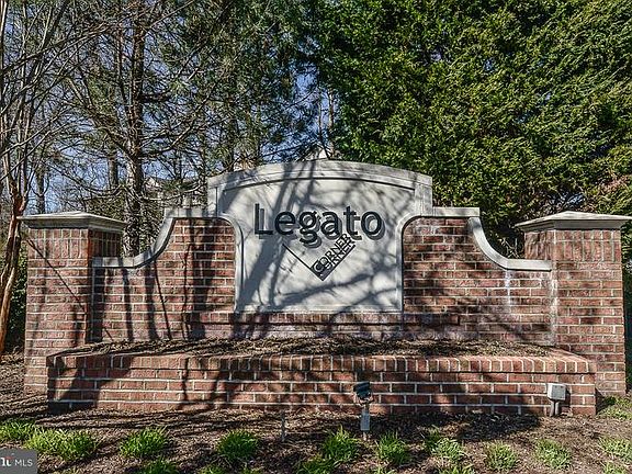 3rd image of 12108 Garden Grove Cir Unit 303