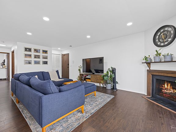 2nd image of 1724 N Hidden Creek Cir Unit 4