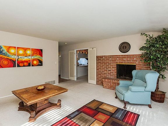 3rd image of 6051 E Townsend Ave
