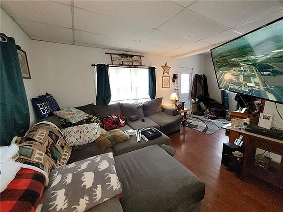 2nd image of 807 28th St