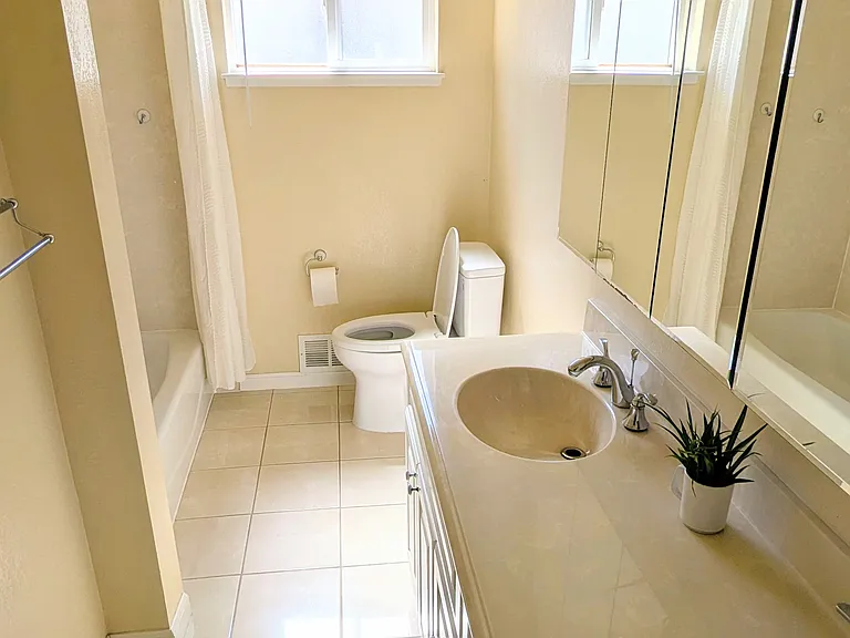 5850 Amapola Dr — Photo 12