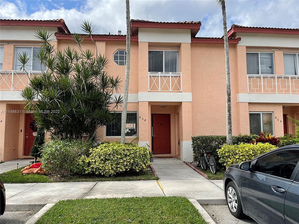 1st image of 854 NW 208th Dr #208