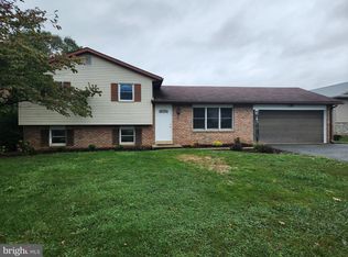 284 S Market St, Ephrata, PA 17522