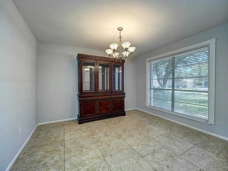 307 San Saba Dr — Photo 11