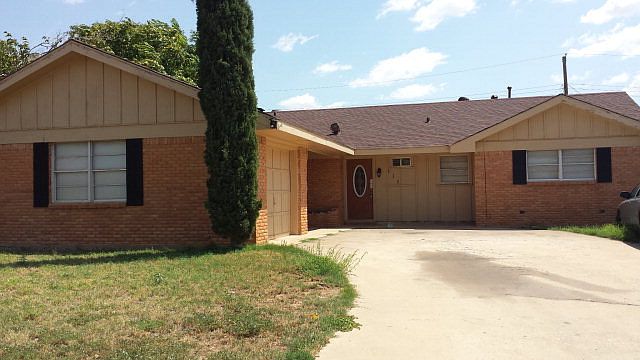 1st image of 111 S Dewberry Dr